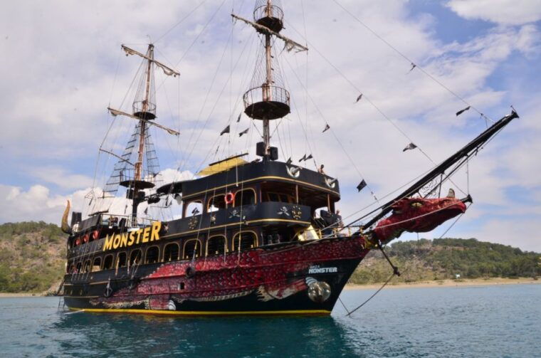 from-antalya-kemer-party-boat-trip-to-kemer-bays-with-lunch