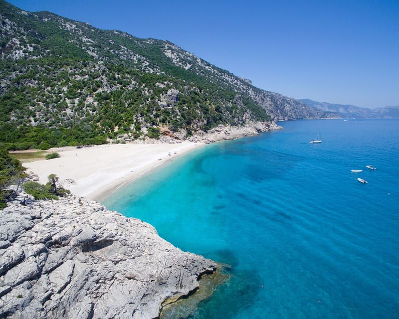 from-arbatax-full-day-guided-boat-tour-of-the-baunei-coast