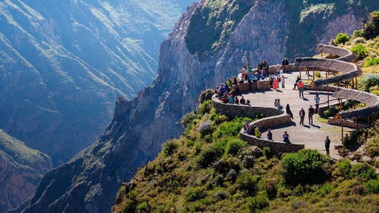 from-arequipa-2-day-trekking-through-the-colca-valley-2