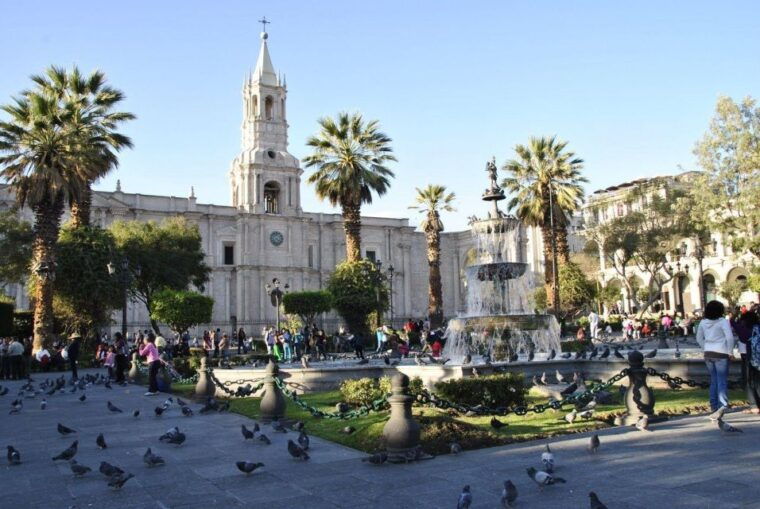 from-arequipa-2-day-trekking-through-the-colca-valley-2