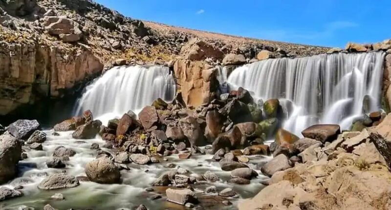 from-arequipa-road-to-pillones-waterfall