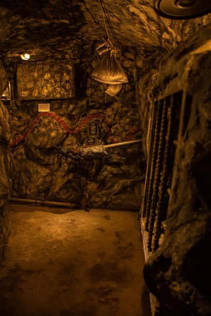 From Arusha/Manyara:Tanzanite Experience Manyara Museum tour - FAQs  