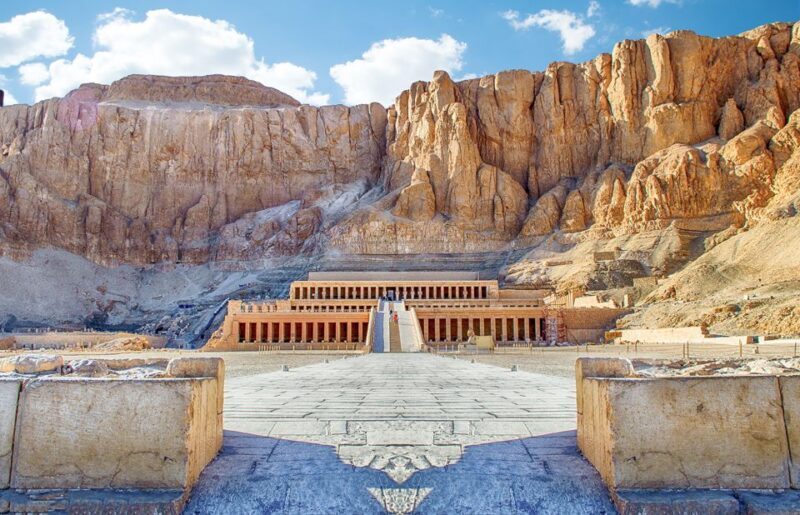 From Aswan:4 Days Nile Cruise Luxor Abu Simbel & Air Balloon - Who Is This Tour Best For?  