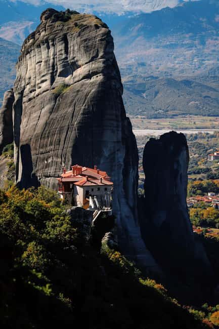 From Athens: 2-Day Delphi and Meteora Chinese Tour Guide - Key Points