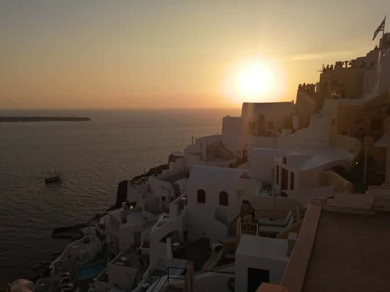 From Athens: 2-Day Trip to Santorini with Accommodation - Real Traveler Insights from Reviews
