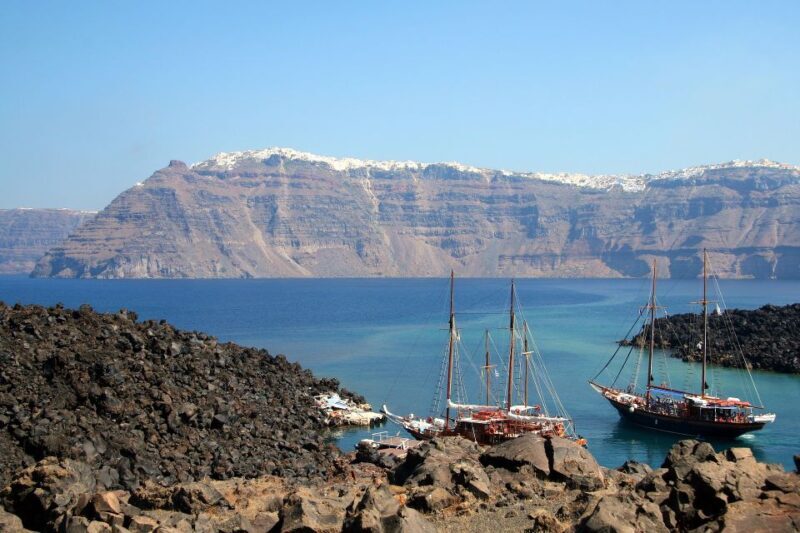 From Athens: City, Delphi, Meteora, & Santorini 8-Day Tour - Frequently Asked Questions
