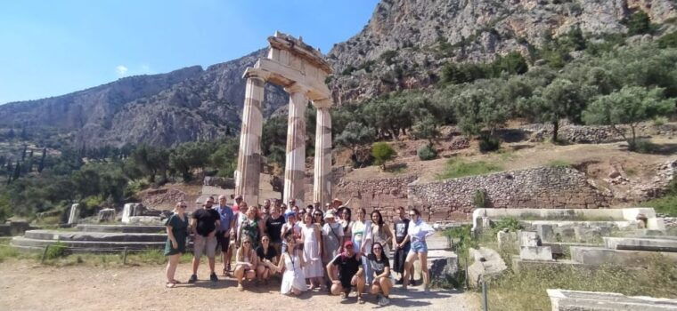from-athens-delphi-full-day-v-r-audio-guided-tour