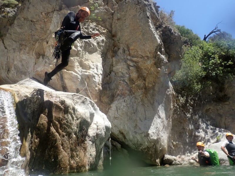 from-athens-manikia-gorge-canyoning