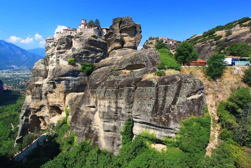 From Athens: Meteora and Thermopylae Private Full-Day Trip - Ongoing Journey to Thermopylae: A Battle of Legends