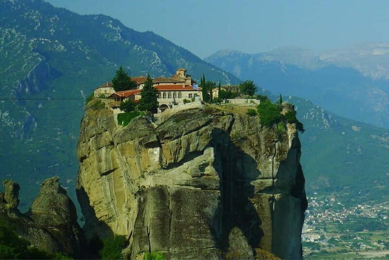 From Athens: Meteora and Thermopylae Private Full-Day Trip - Who Will Love This Tour?