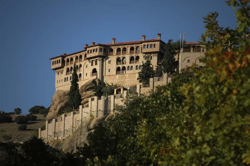 From Athens: Meteora Caves & Monasteries Day Trip by Train - Food and Local Culture