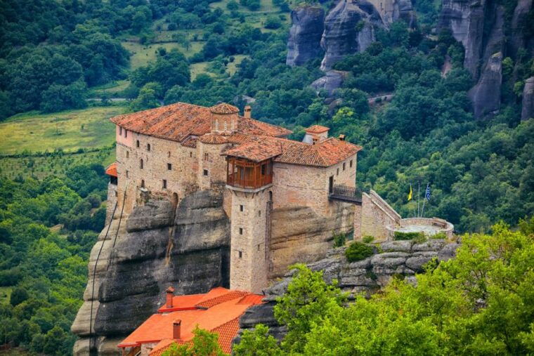 from-athens-meteora-day-trip-by-bus-with-optional-lunch