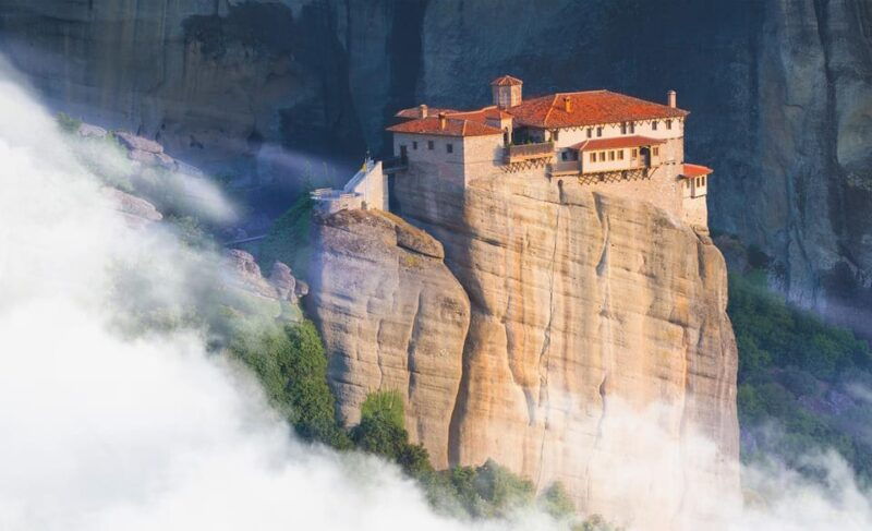 from-athens-meteora-full-day-trip-with-guide-on-luxury-bus