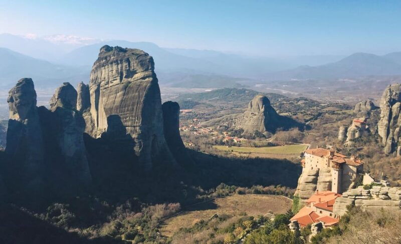 from-athens-meteora-full-day-trip-with-guide-on-luxury-bus