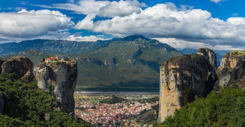from-athens-meteora-train-trip-with-overnight-stay