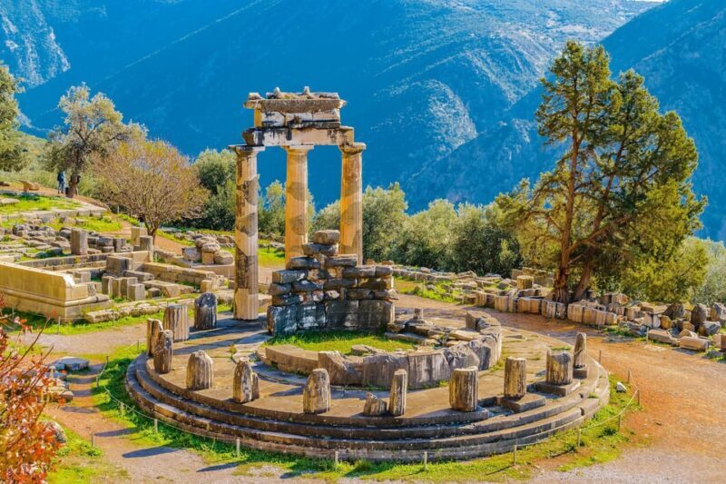 From Athens: Private Delphi and Thermopylae Guided Day Trip - A Full Breakdown of the Tour Experience