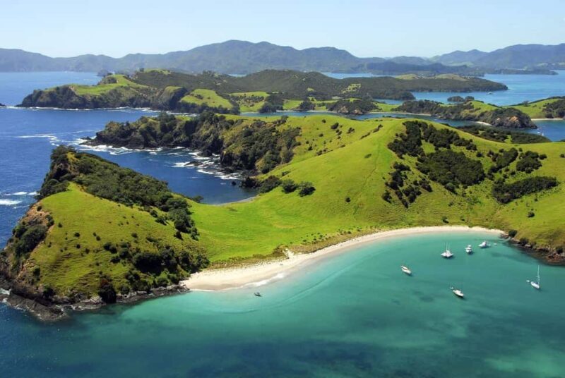 From Auckland: Full Day Private Tour to the Bay of Islands - Introduction: Exploring the Bay of Islands in Style and Comfort