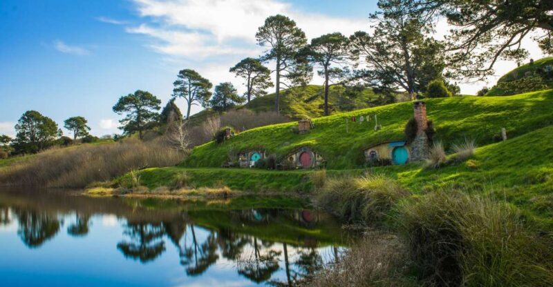 From Auckland: Hobbiton Movie Set Full-Day Small-Group Trip - Authentic Experiences Highlighted by Reviews