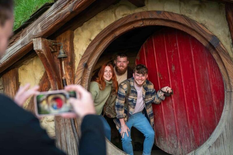 From Auckland: Hobbiton Movie Set Trip with Guided Tour - Key Points