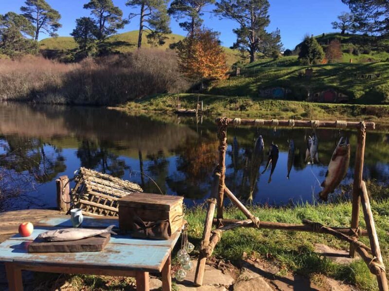 From Auckland: Hobbiton Private Transfers with Group Tour - Transportation & Group Size