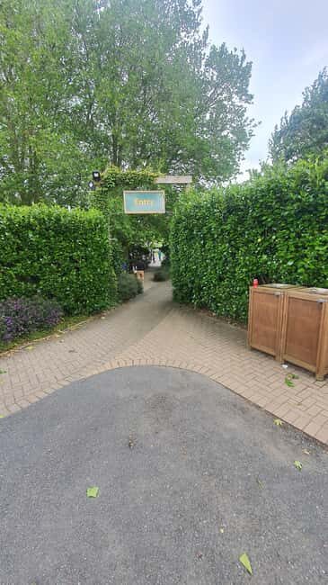 From Auckland: Private tour Hobbiton Movie Set Day Trip - Key Points