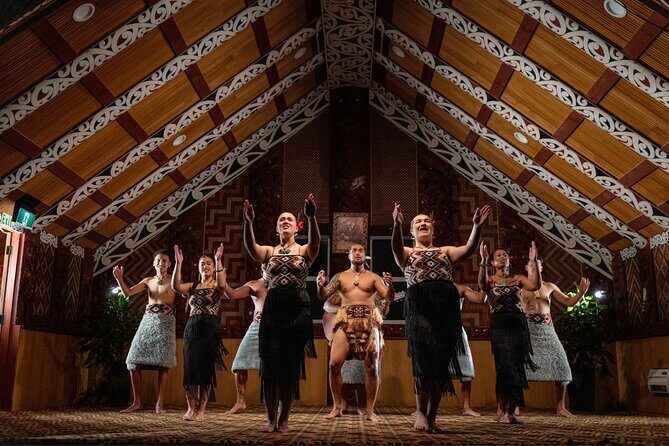 From Auckland: Te Puia Rotorua and Activity Combinations - Discover the Best of Rotorua on a Full-Day Tour from Auckland