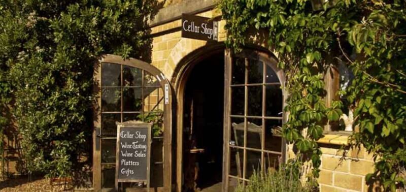 From Auckland: Waiheke Island Wineries' Tour - An Extensive Look at the Waiheke Island Wineries Tour