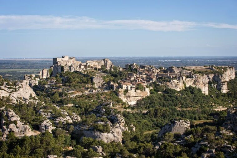from-avignon-half-day-van-gogh-carrieres-de-lumieres-tour