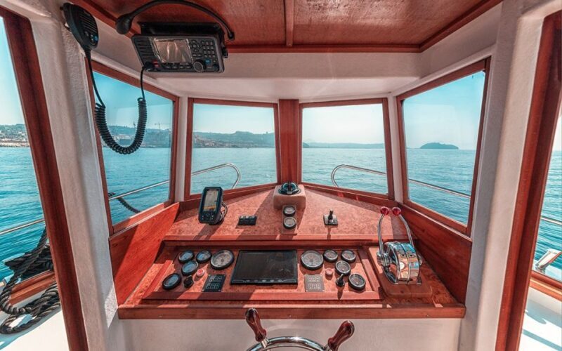 From Bacoli: Submerged Park of Baia Glass Bottom Boat Tour - Practical Tips for a Great Experience