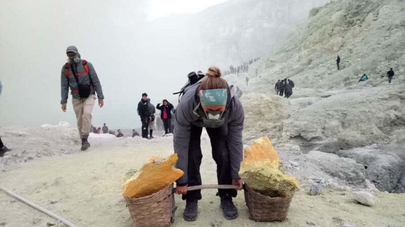 From Bali: 1 Day Ijen Volcano Blue Fire Tour From Bali - Practical Tips and Considerations