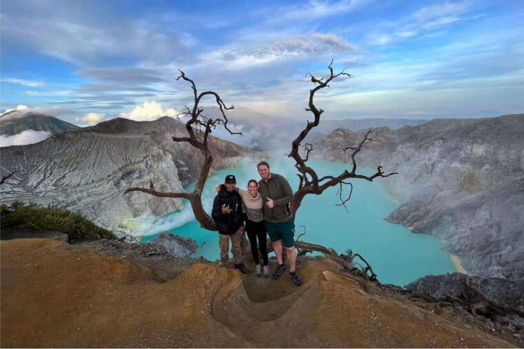 from-bali-bromo-sunrise-ijen-hike-3-day-tour-all-included