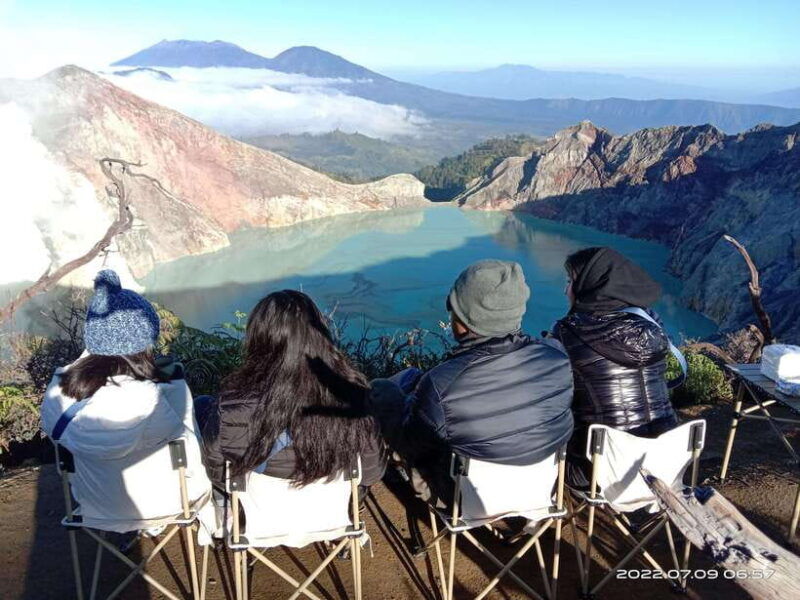 from-bali-ijen-crater-midnight-tour-from-bali