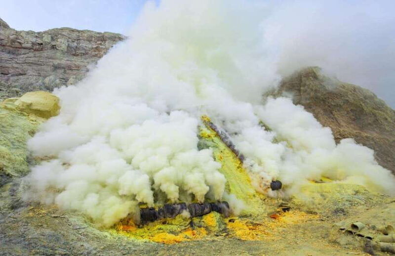 from-bali-ijen-crater-midnight-tour-from-bali