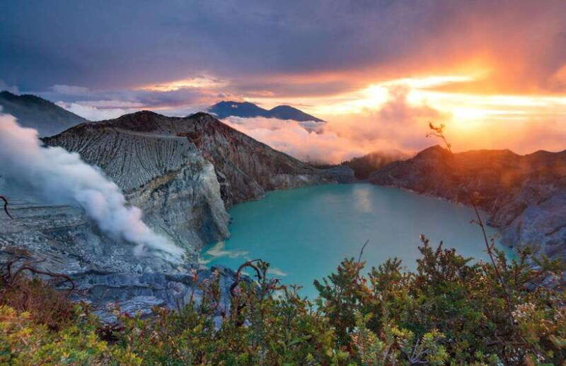 from-bali-ijen-crater-tour-from-canggu-kuta-bali