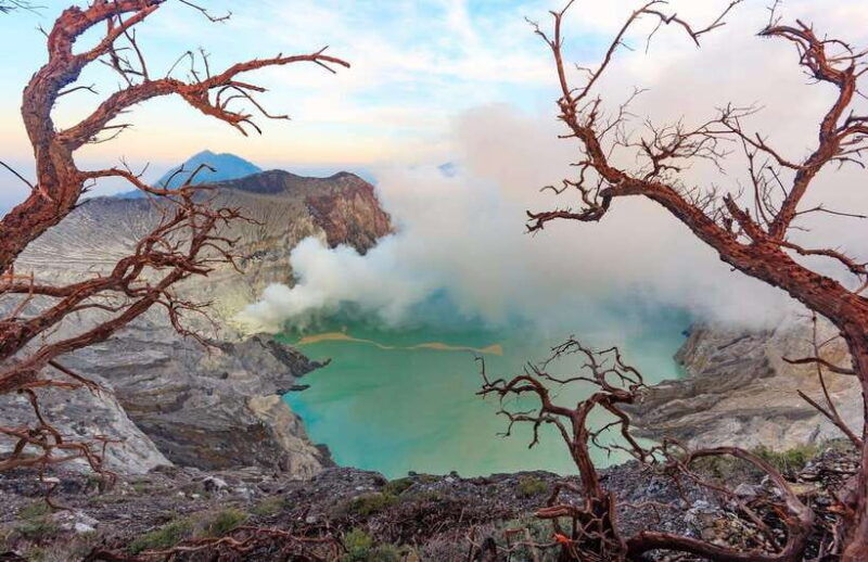 from-bali-ijen-sunrise-tour-with-local-guide-blue-fire