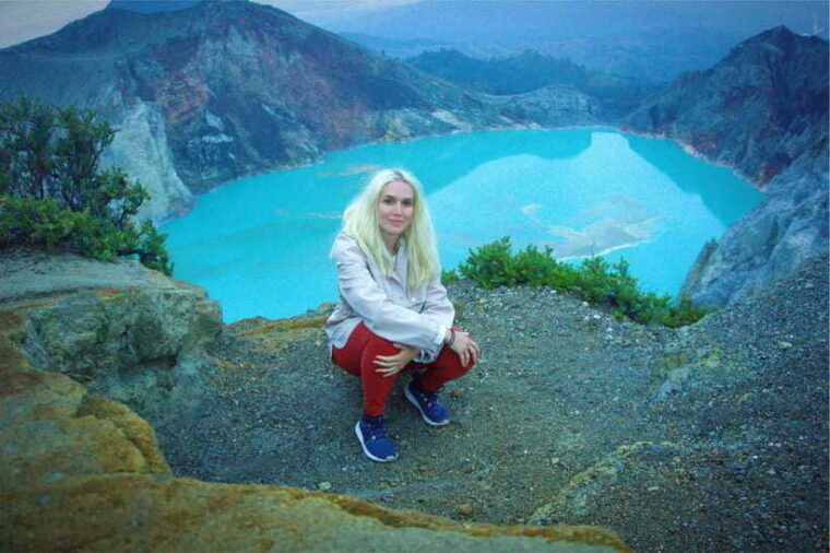 from-bali-ijen-volcano-sunrise-hike-with-transfer-all-fee