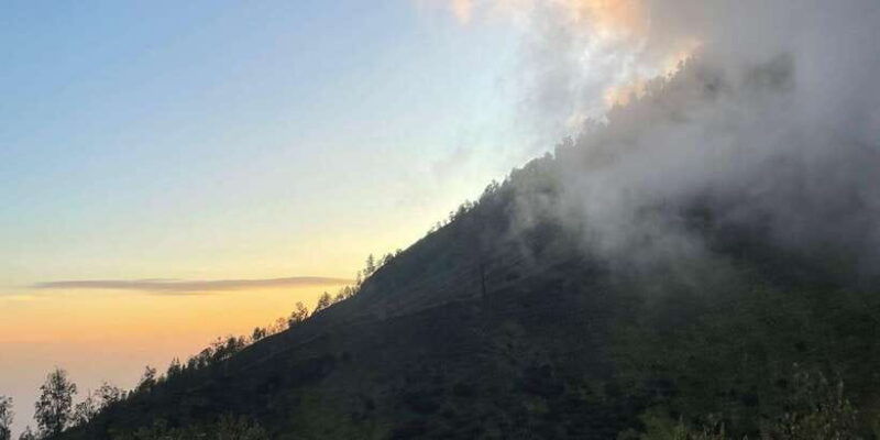 from-bali-mount-ijen-blue-fire-volcano-tour