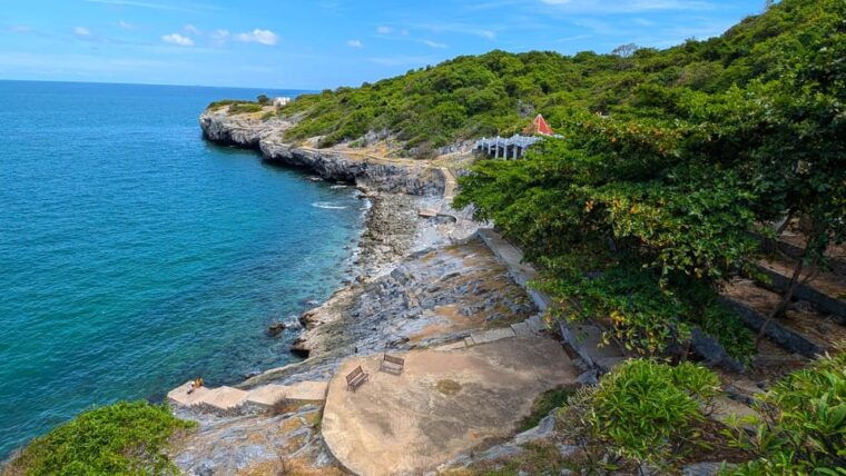 from-bangkok-day-tour-koh-sichang-island-with-tuktuk-tour