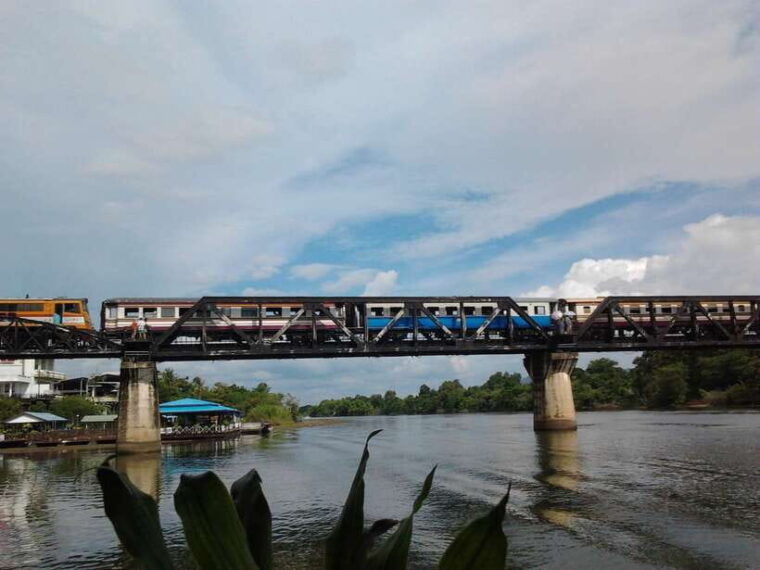 from-bangkok-death-railway-river-kwai-bridge-private-tour