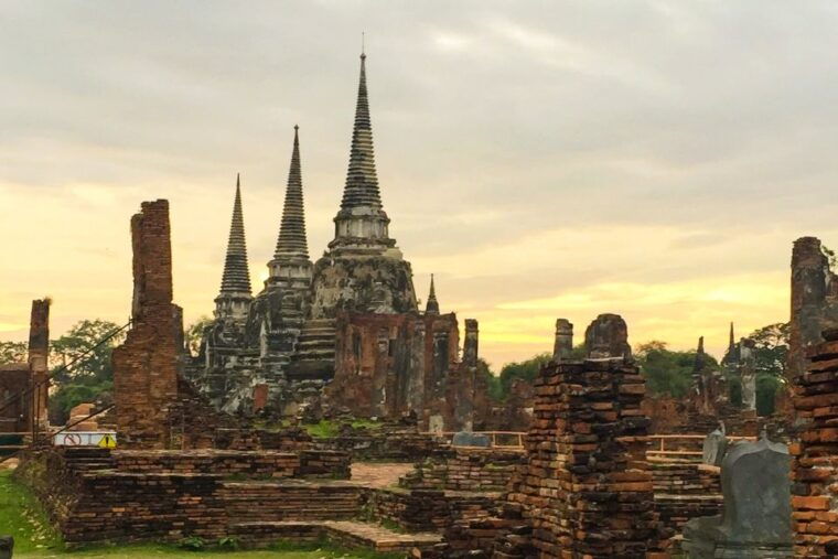 from-bangkok-floating-market-ayutthaya-private-day-trip