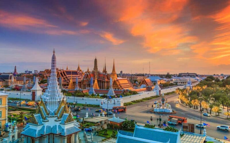 From Bangkok: Grand Palace, Wat Arun & Big Buddha Tour - Who is this tour best suited for?