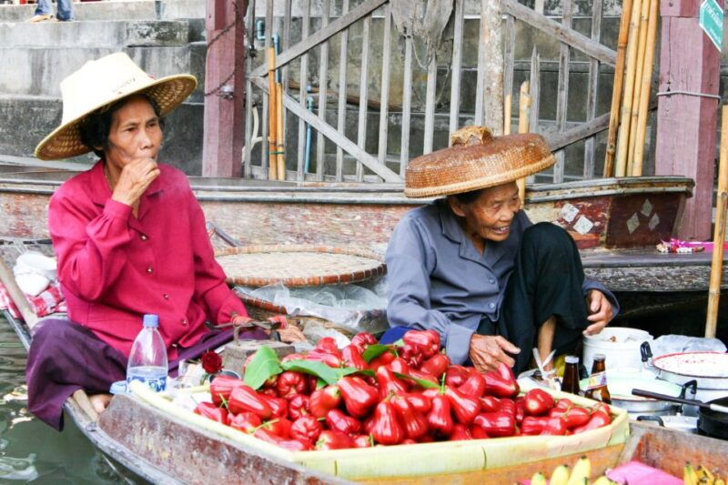 from-bangkok-maeklong-railway-and-floating-market-food-tour