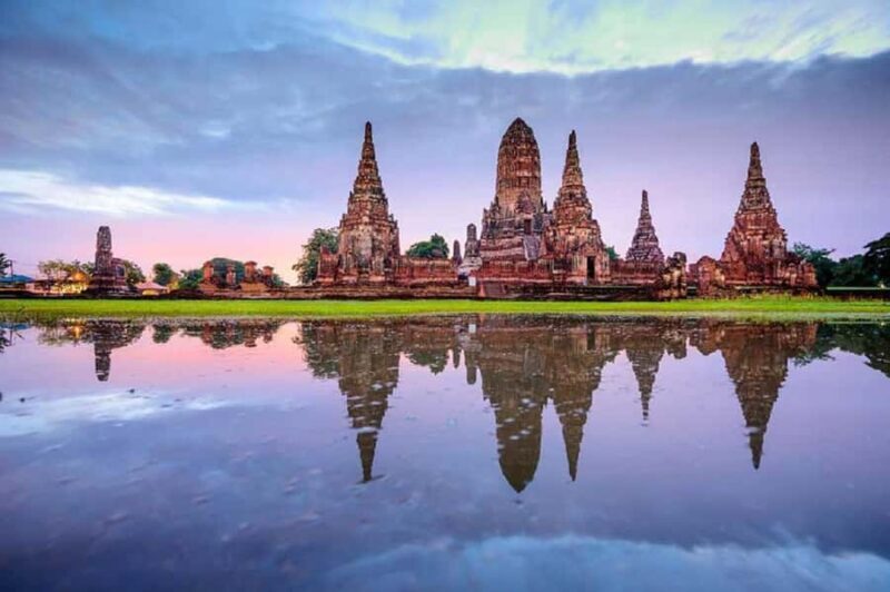 From Bangkok: Private Guided Ayutthaya Day Tour - Discovering Ayutthaya: A Private Guided Day Tour from Bangkok