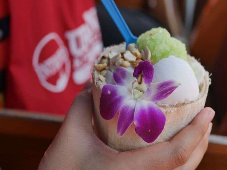 from-bangkok-private-railway-and-floating-market-tour