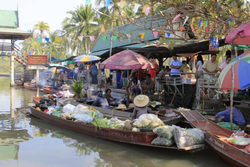 from-bangkok-thaka-floating-market