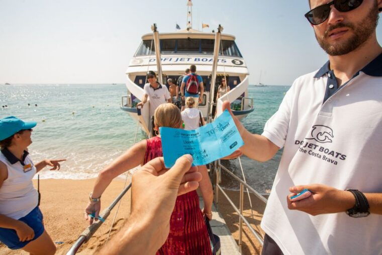 from-barcelona-costa-brava-day-tour-with-boat-trip