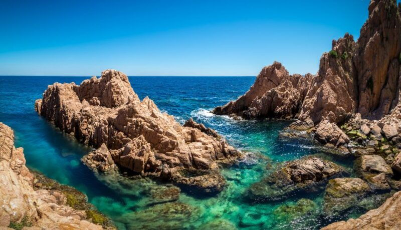 from-barcelona-costa-brava-trails-snorkeling-cliff-jump