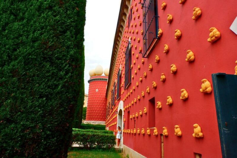 from-barcelona-dali-and-medieval-girona-private-day-trip