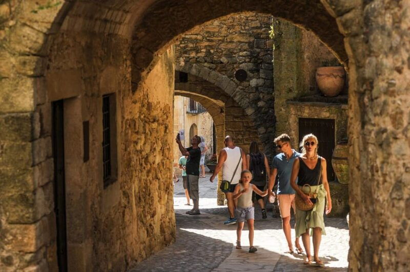 from-barcelona-girona-and-costa-brava-day-tour