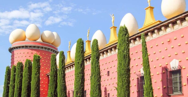 from-barcelona-girona-figueres-and-dali-museum-day-tour